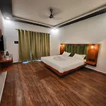 Rashiva Resort